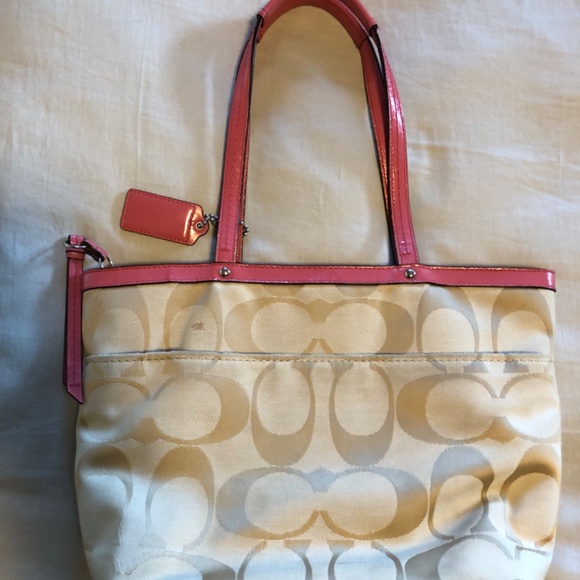 Coach Purse - Picture 2 of 4
